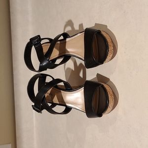 Women's shoes